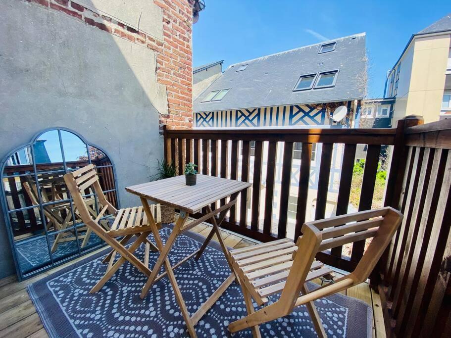 Studio Avec Terrasse A Deauville Eksteriør bilde